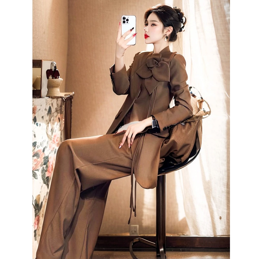 2025春秋今年流行的女装搭配套装立体花朵微胖西装阔腿裤两件套