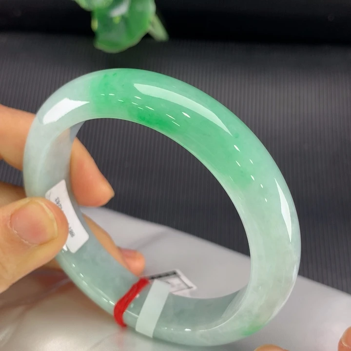 翡翠手镯未镶嵌正圈58