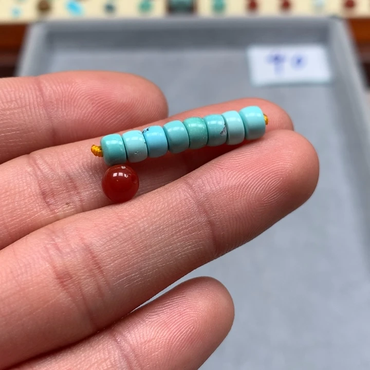 南红玛瑙配饰未镶嵌