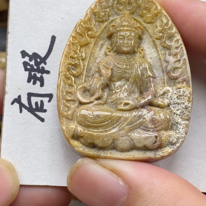 硅化珊瑚（珊瑚玉）未镶嵌颈饰