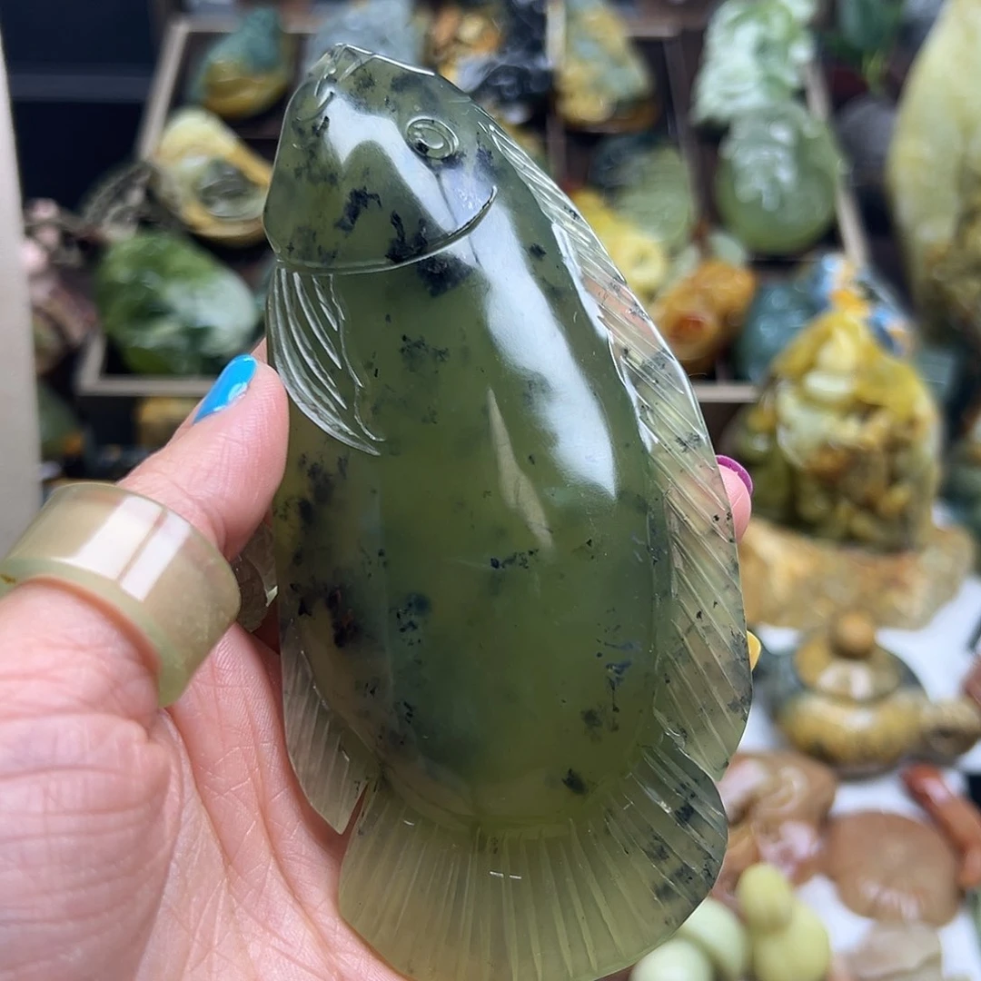岫玉未镶嵌颈饰?****?岫玉大鱼