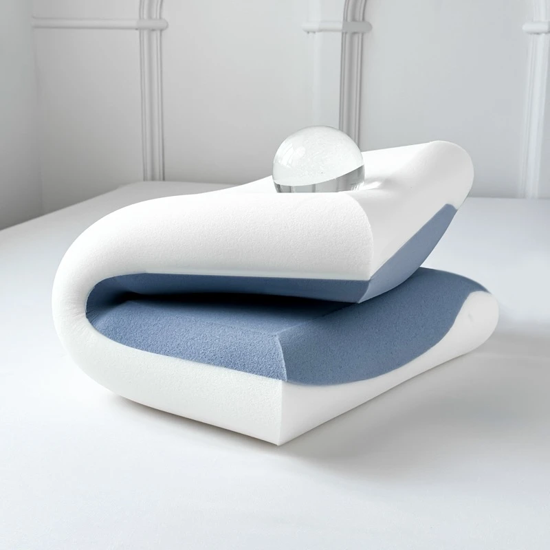 2025新款零压枕慢回弹记忆棉枕芯护颈椎