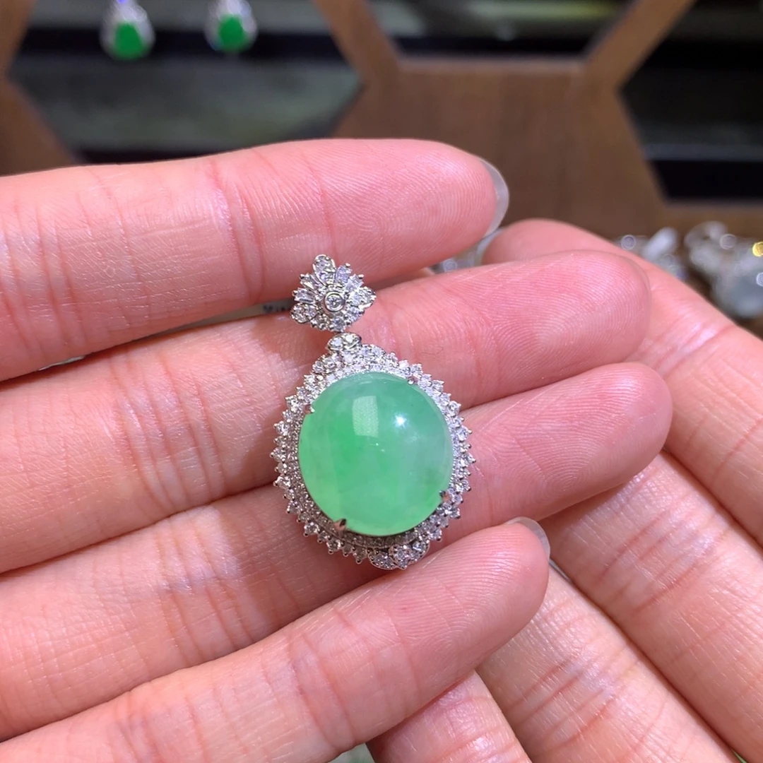 翡翠18K金镶嵌吊坠(不含链)