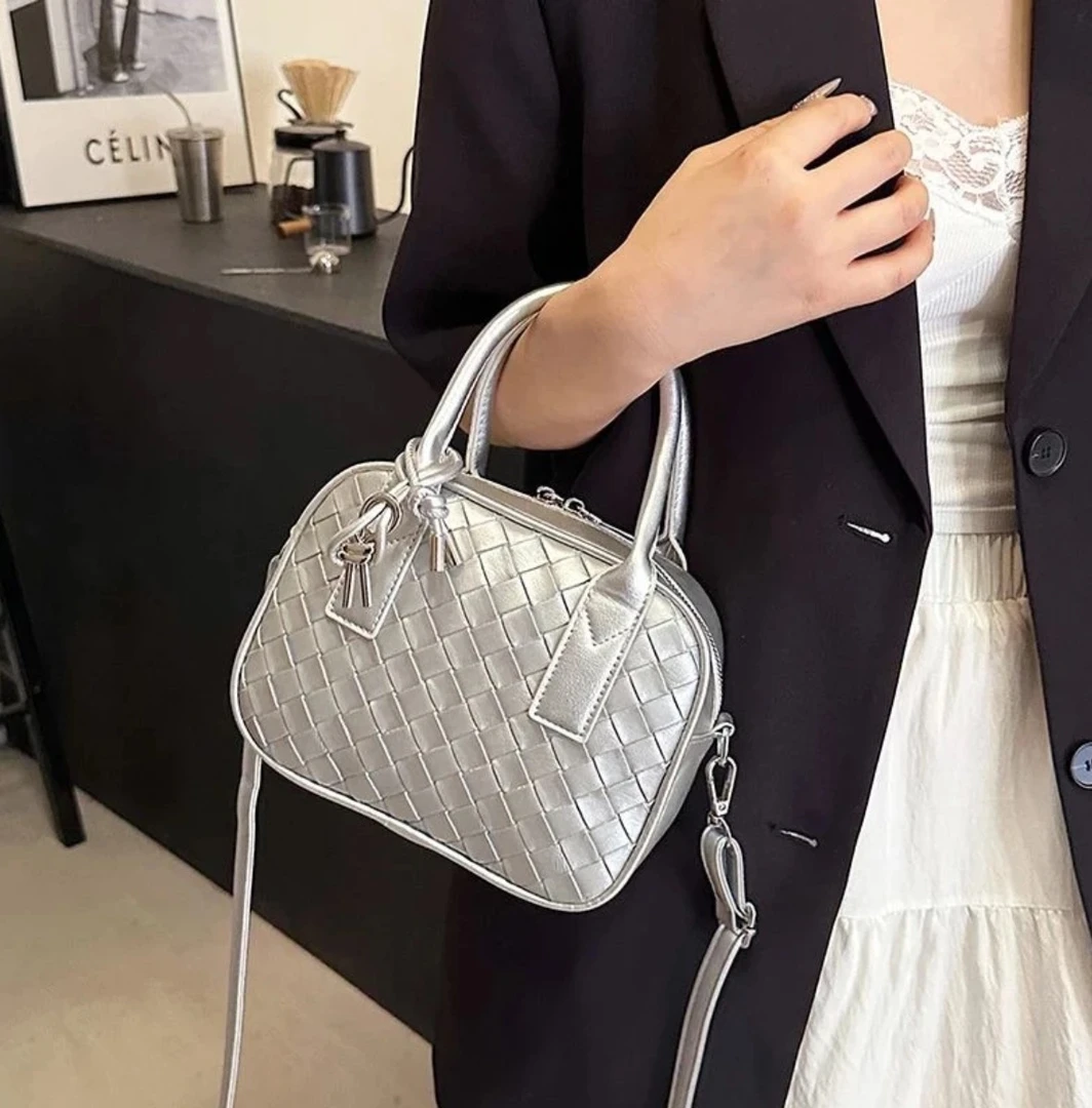 【工厂直销】6655新款时尚简约手提单肩斜跨女包