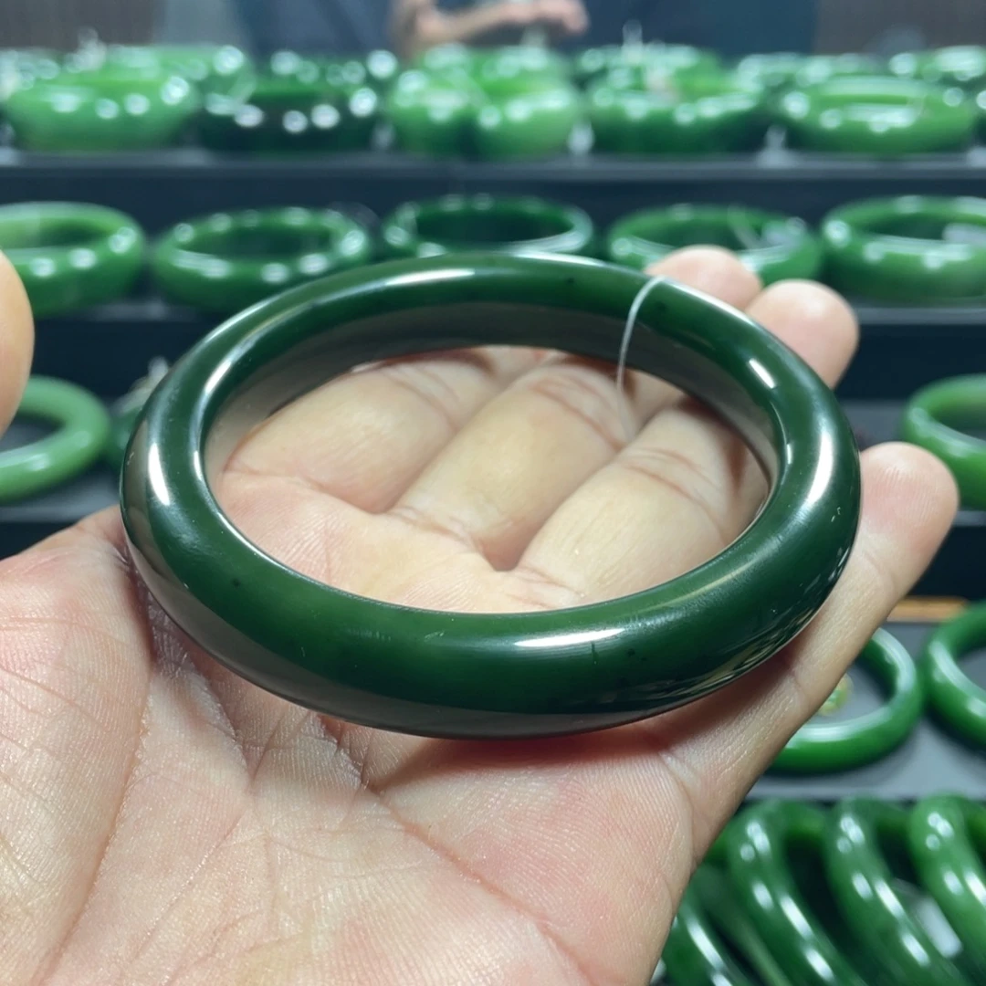 和田玉（碧玉）未镶嵌手镯62圈口