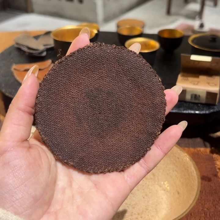 四***艳景德镇鱼和熊手工陶艺