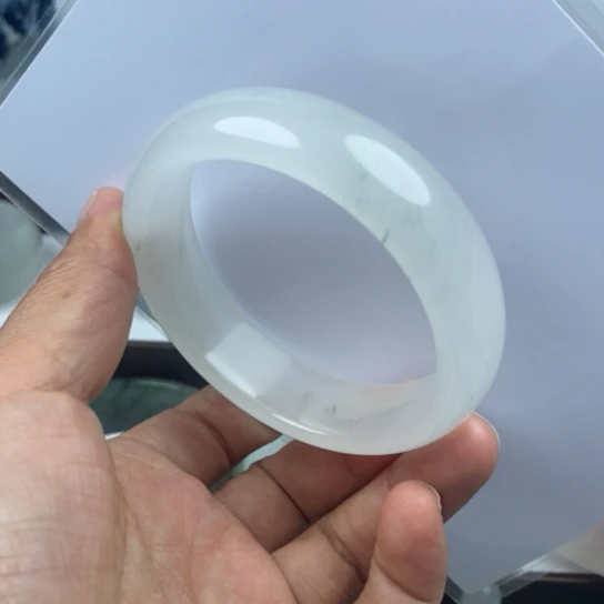 石英质玉（金丝玉）未镶嵌手镯