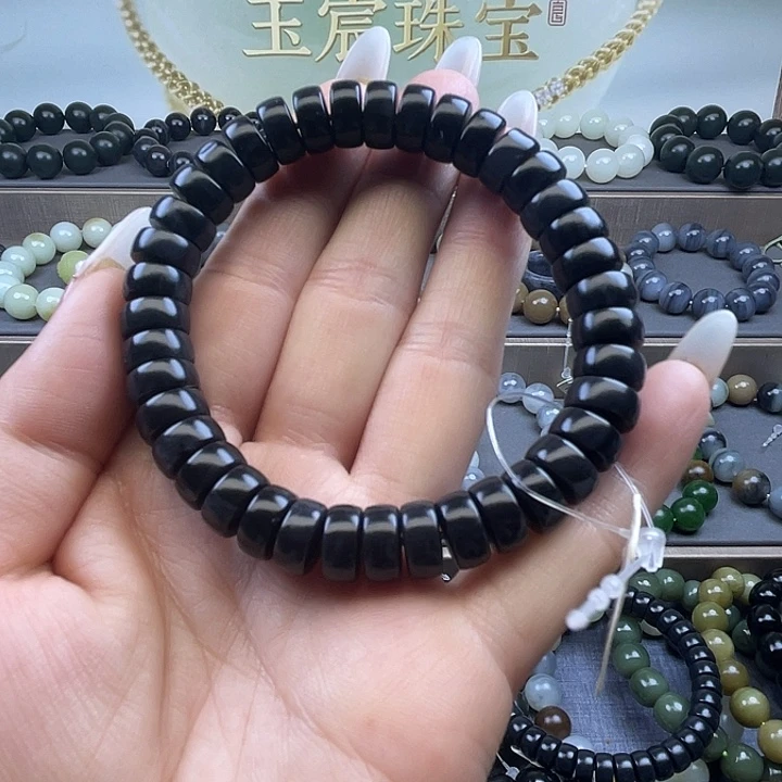 和田玉未镶嵌手串