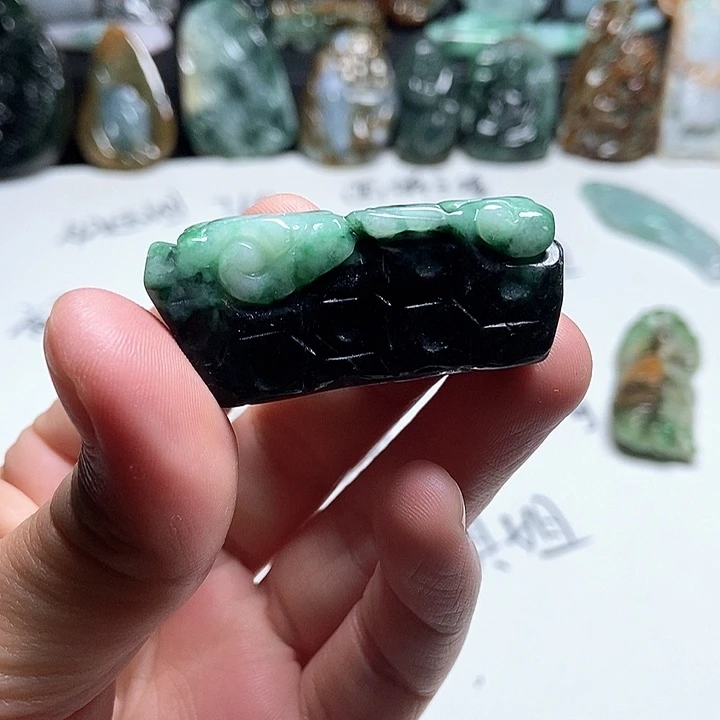 翡翠未镶嵌颈饰翡翠a货