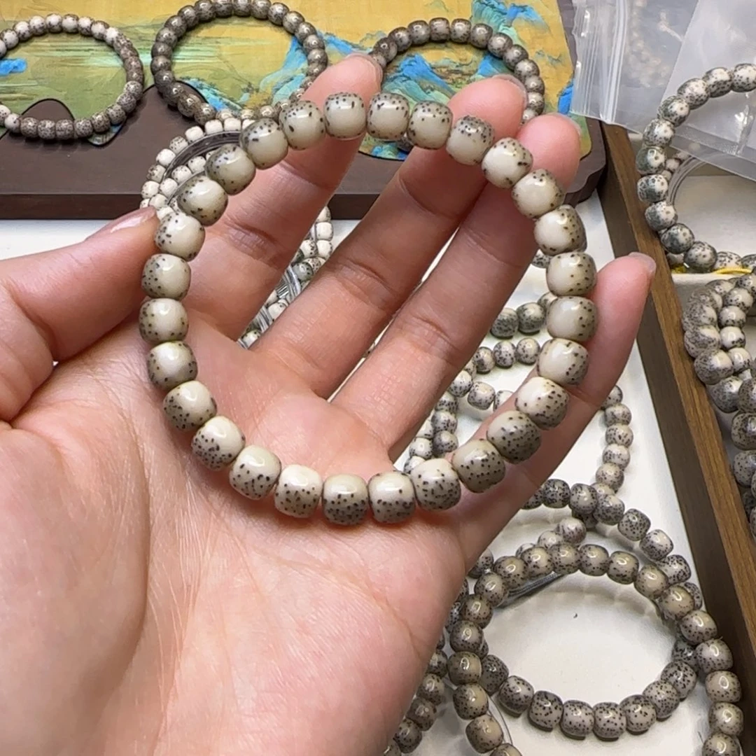 星月菩提吊坠略**哲石玉糯冰河豚留白干净8×7