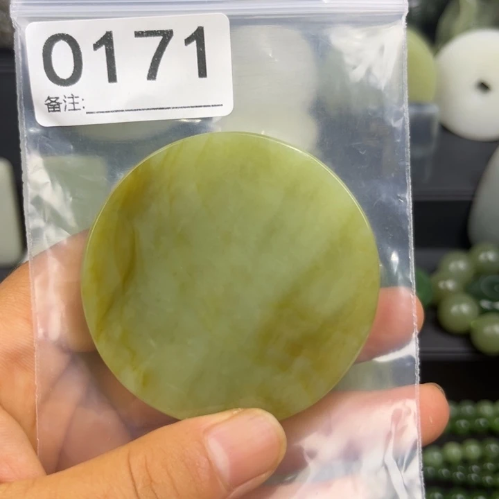 和田玉未镶嵌珠宝半成品