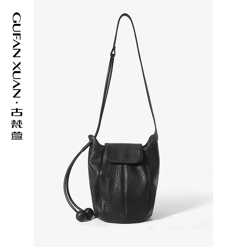 GUFANXUAN/古梵萱泡泡羊皮南瓜水桶单肩斜挎时尚百搭通勤女包E