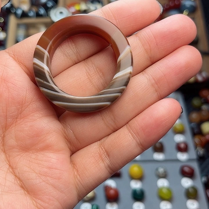 玛瑙/玉髓未镶嵌珠宝半成品