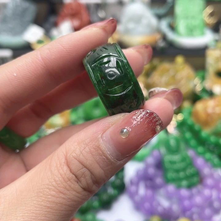 翡翠未镶嵌手链戒指干青处理5