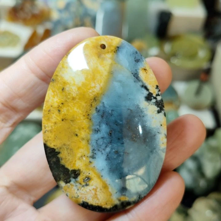 岫玉未镶嵌挂坠款式