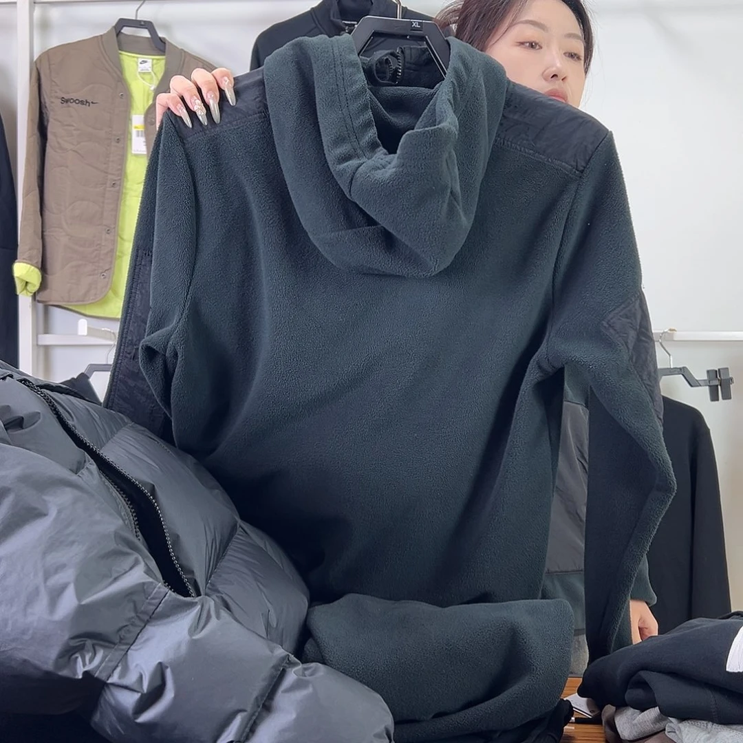 4883黑色外套M码110-130斤不退换