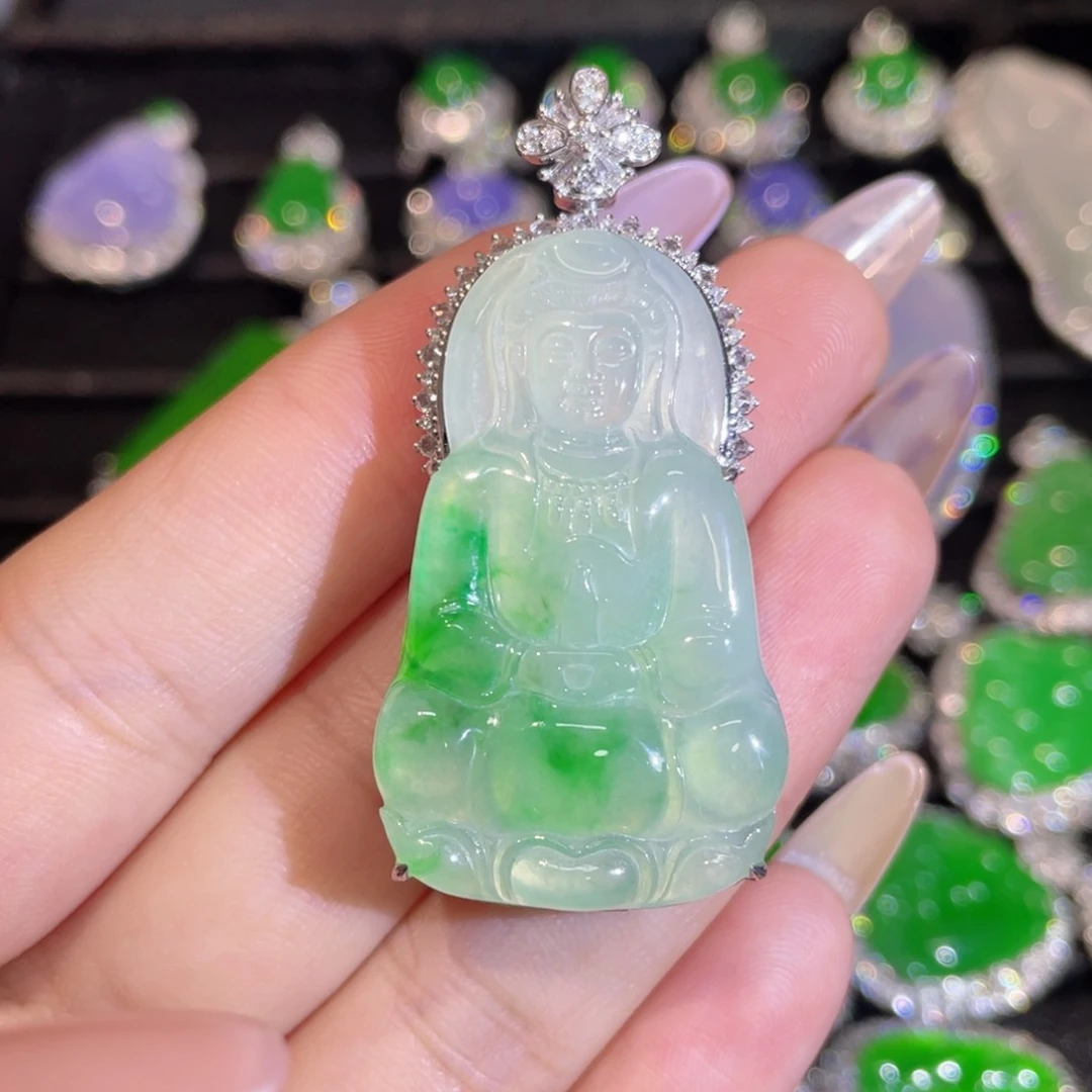 翡翠颈饰18K金镶嵌伴钻