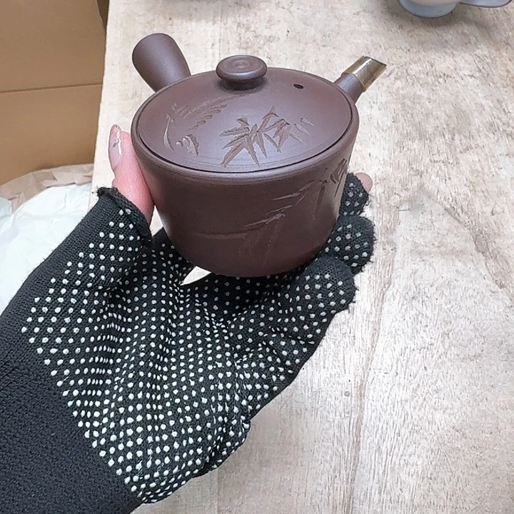 瓷片噗噗哈哈哈哈哈