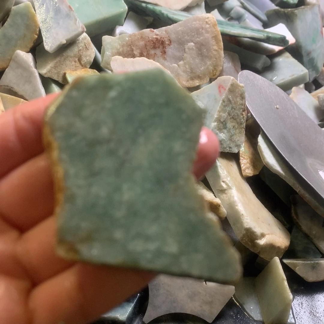 翡翠颈饰未镶嵌缅甸翡翠