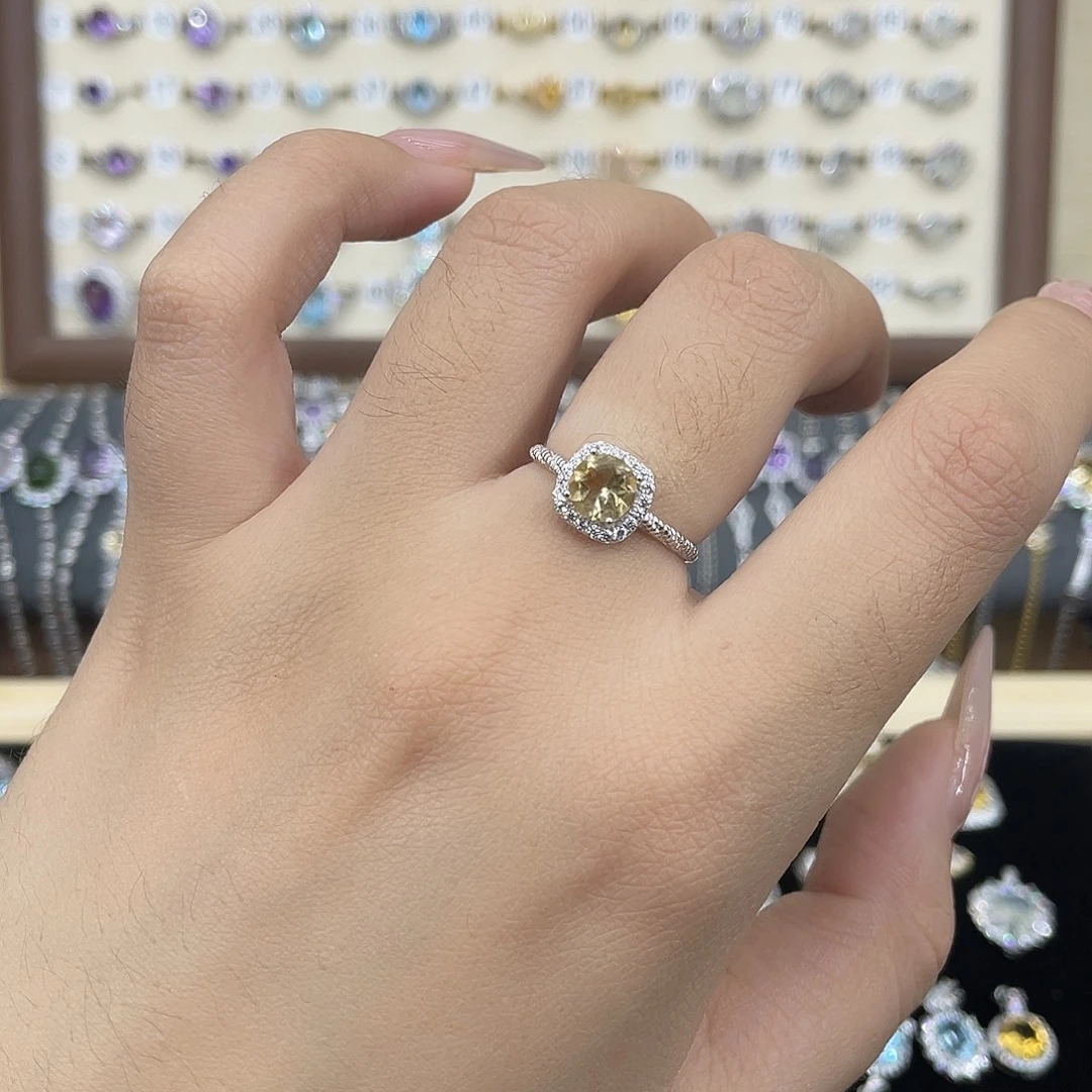 银S925镶嵌戒指黄晶
