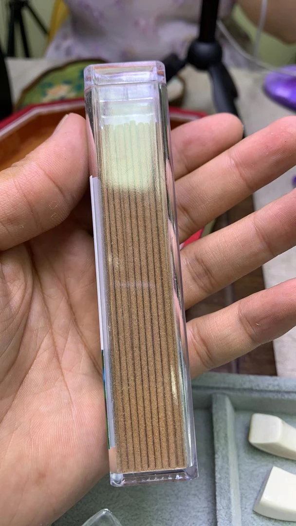 【颜会长甄选】线香 E22 多样性发一件