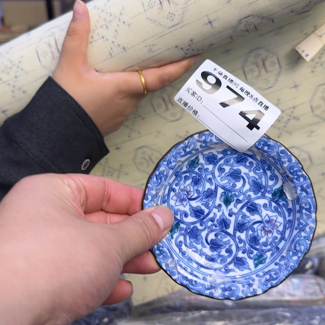 手工艺品琉璃绝***鸡小雨