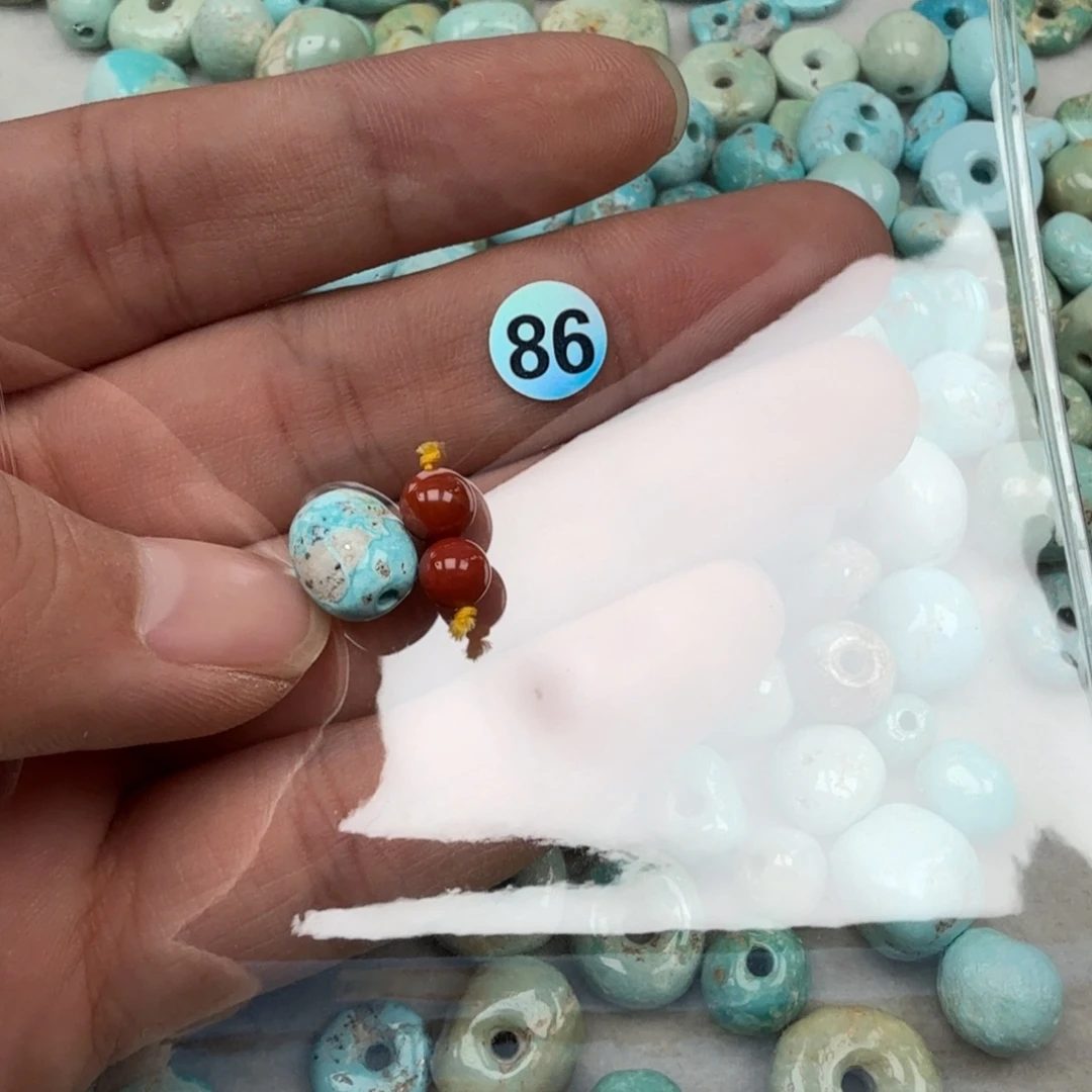 南红玛瑙未镶嵌珠宝奇石