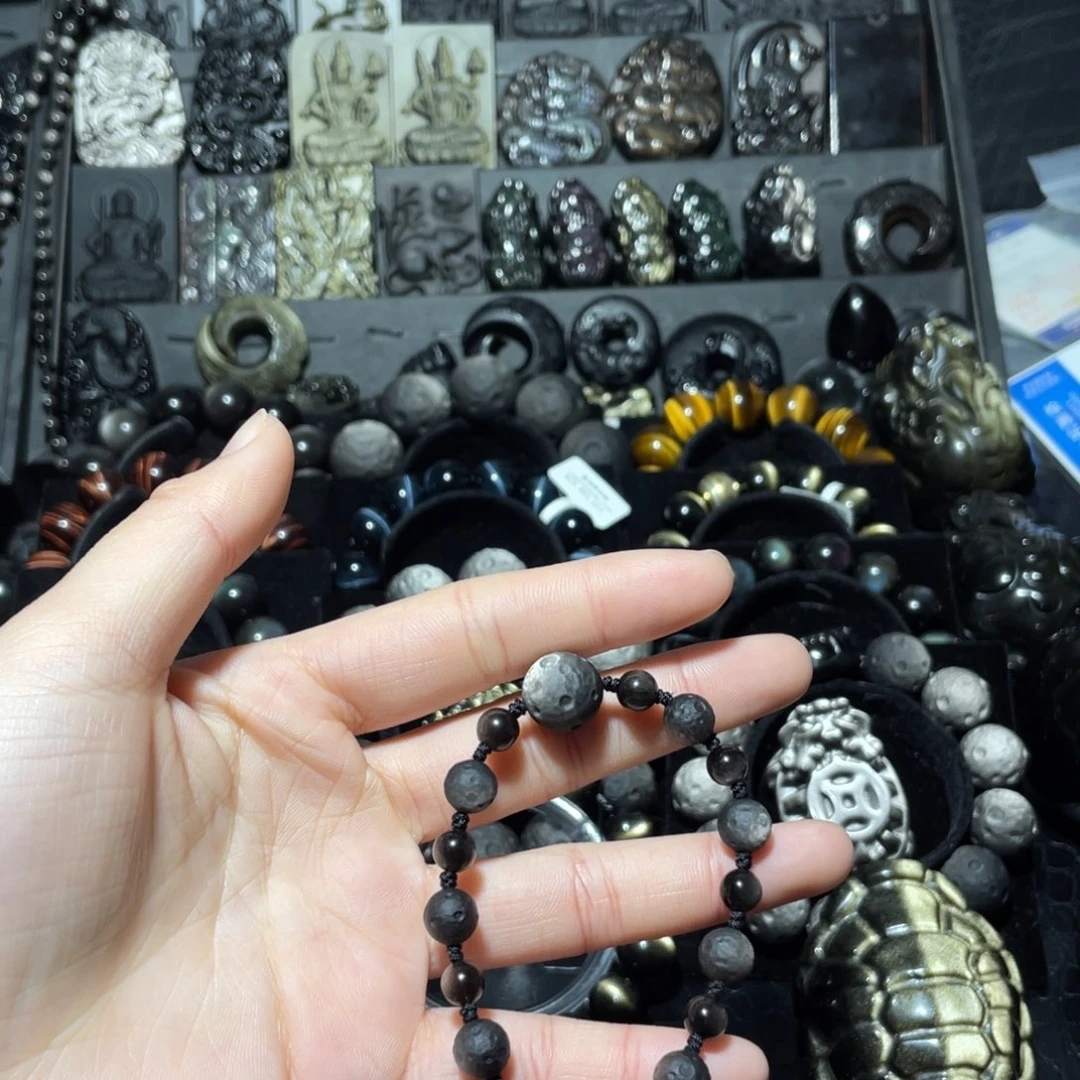 魔***士黑曜岩未镶嵌珠宝奇石