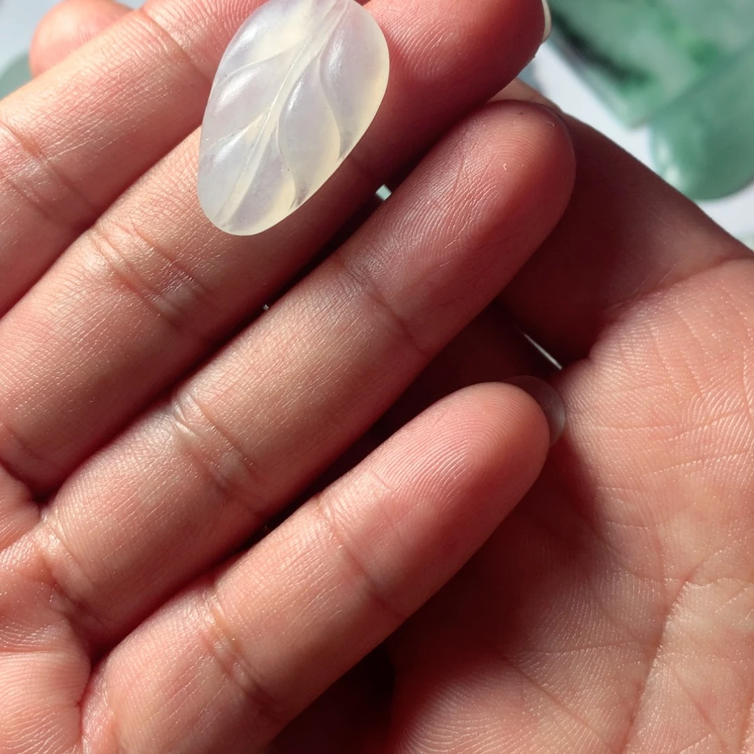 定制翡翠未镶嵌包工