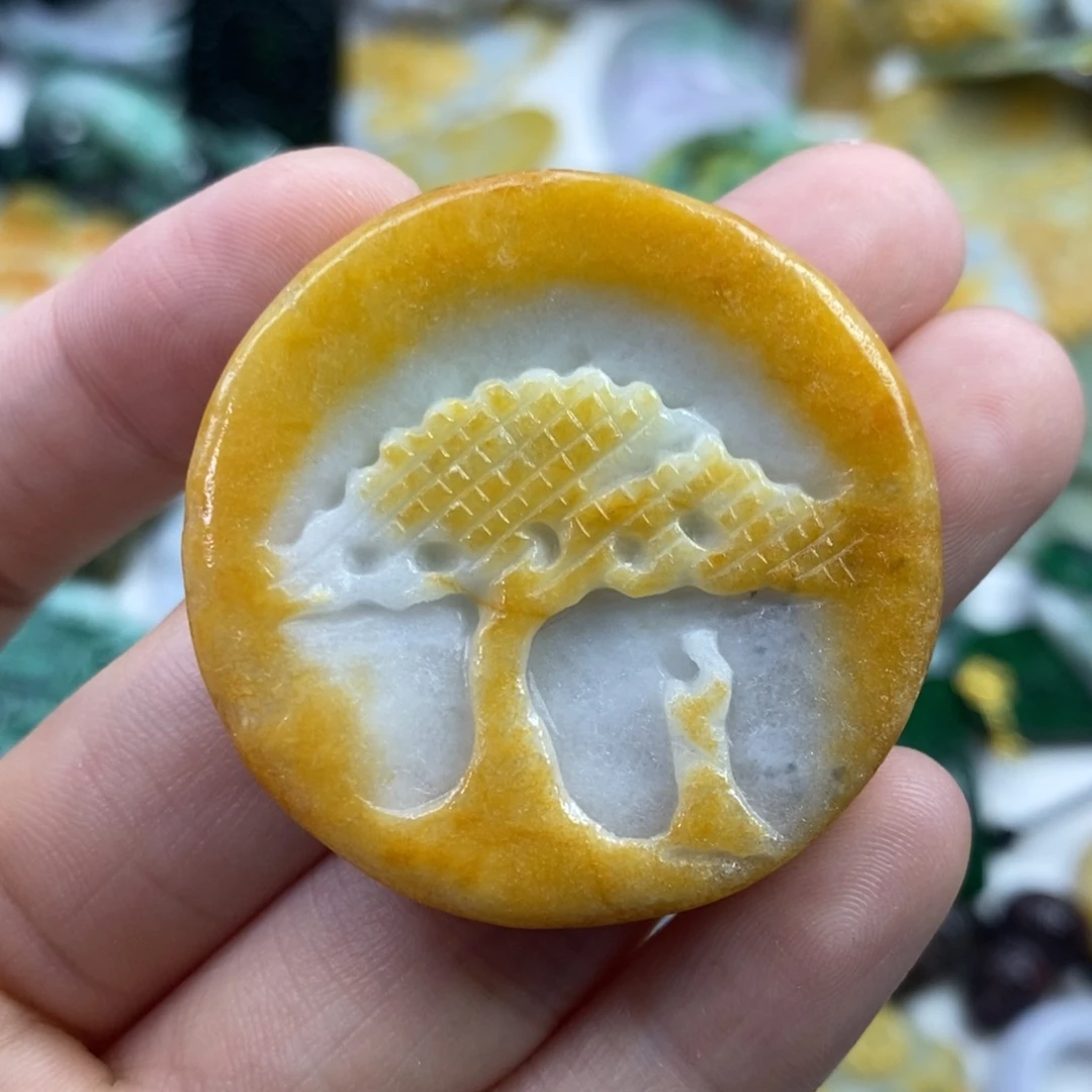 翡翠未镶嵌颈饰吊坠