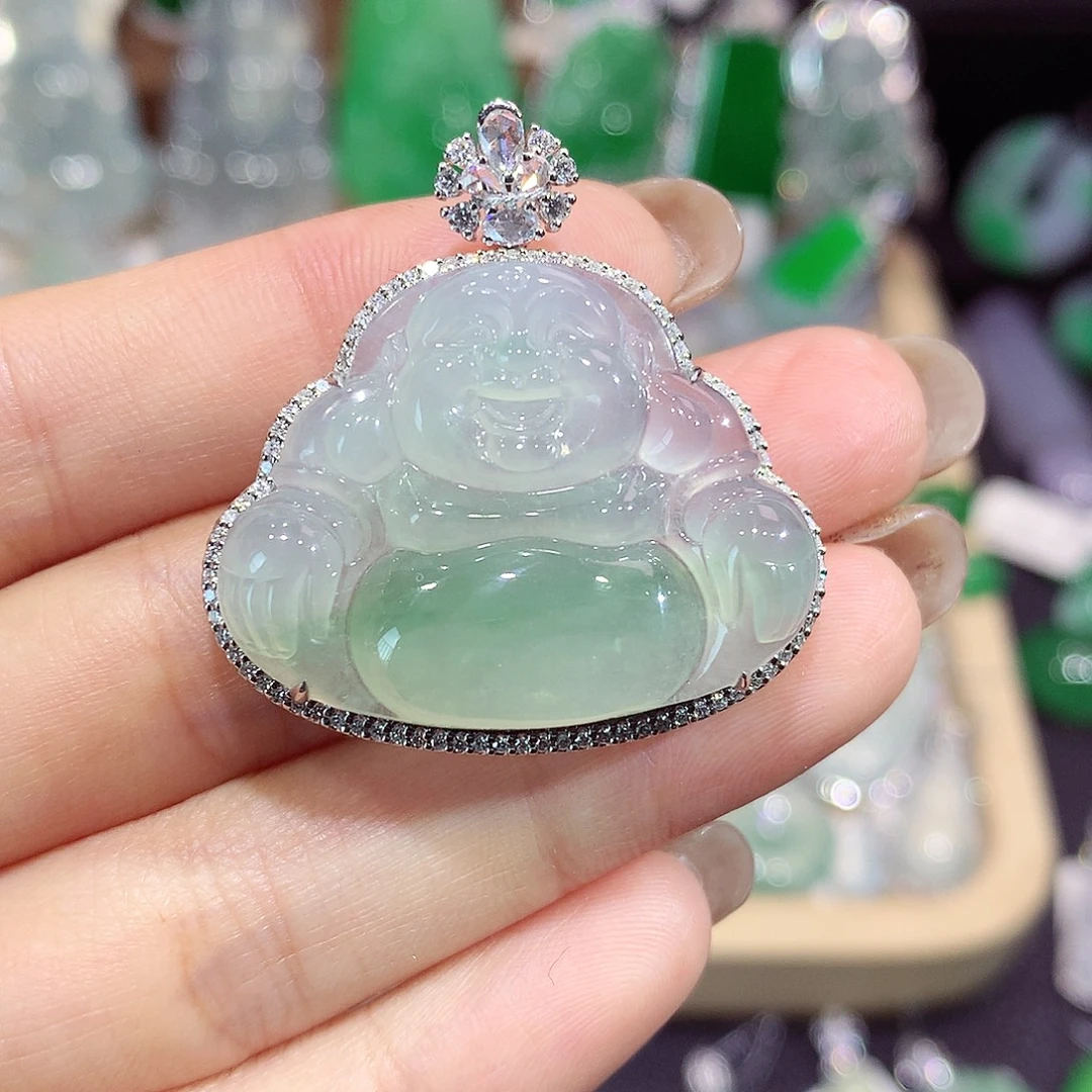 翡翠18K金镶嵌颈饰佛