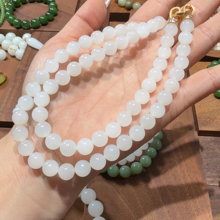 顽***草和田玉未镶嵌颈饰