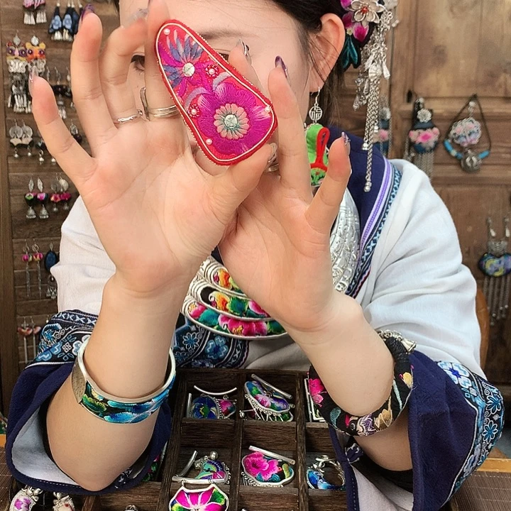 花岗石铁合金发夹