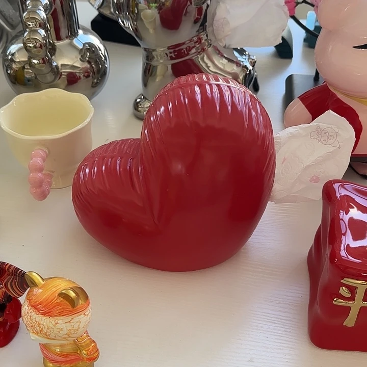 陶瓷爱心纸巾盒红色