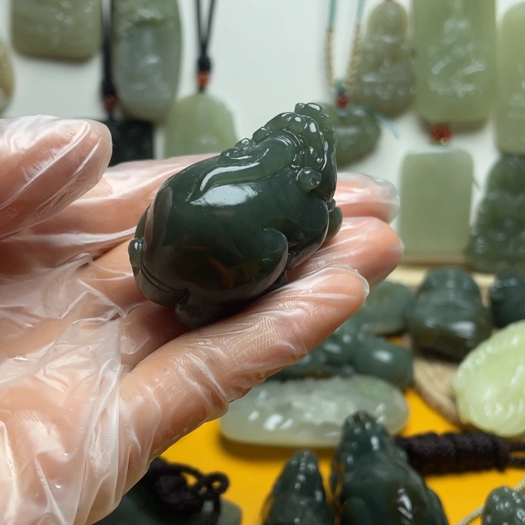 【闪购商品】和田玉颈饰未镶嵌盱*