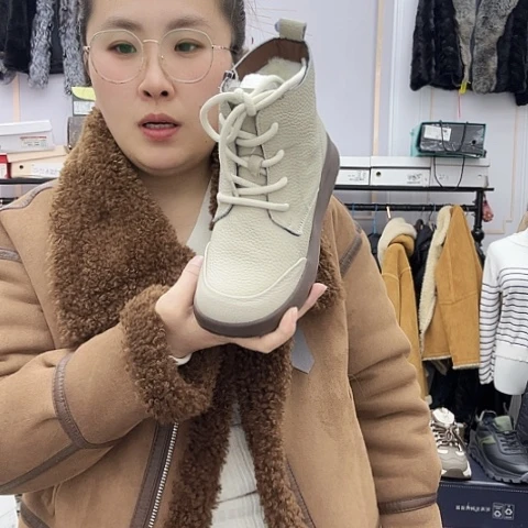 女士皮毛一体雪地靴39码