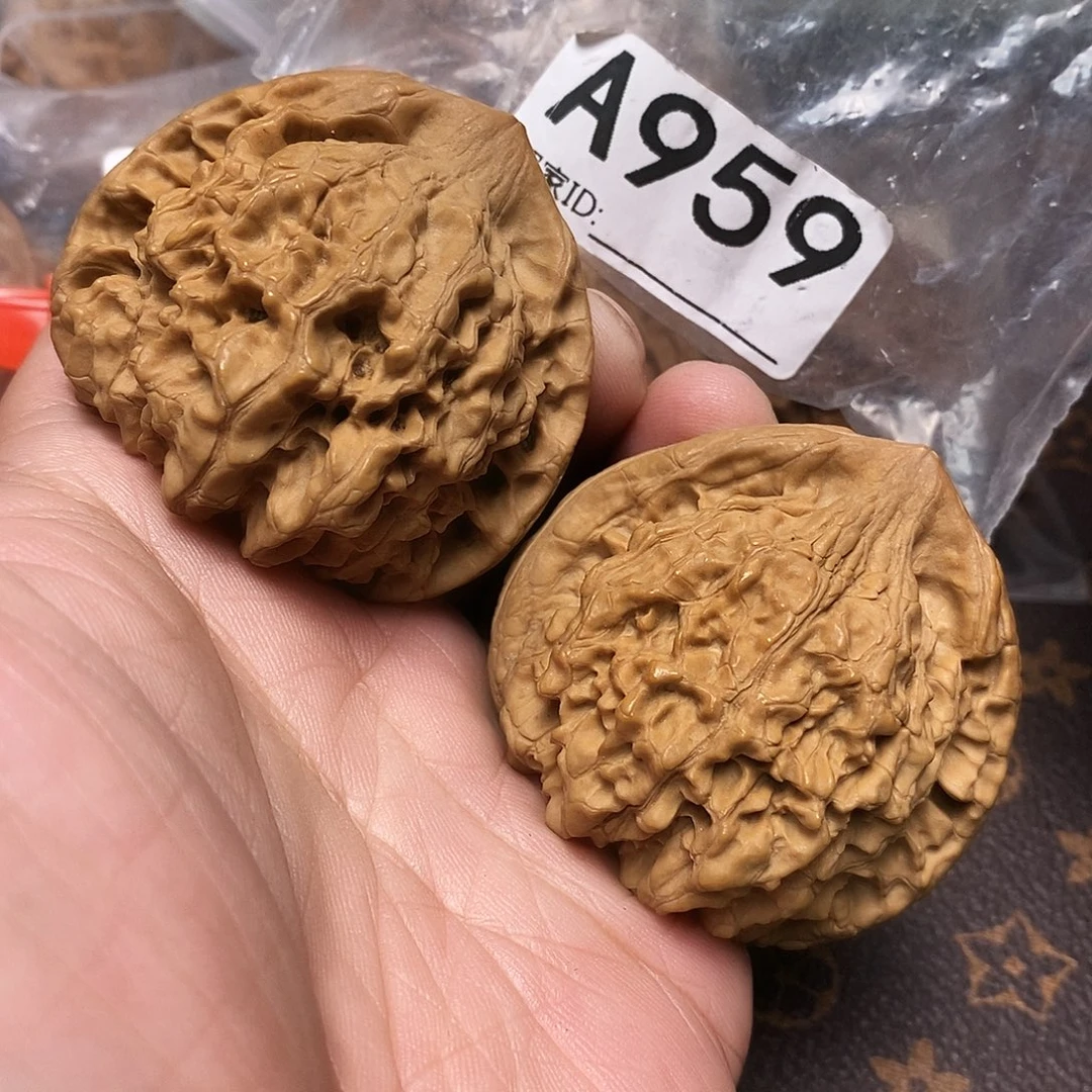 把件文玩核桃官帽50尺。