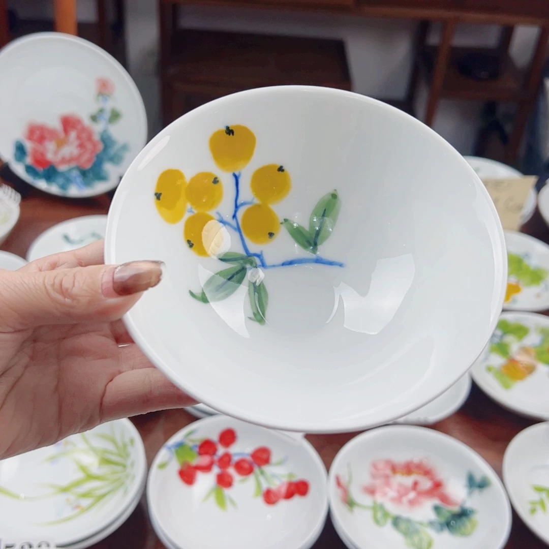 景德镇陶瓷手工手绘制作