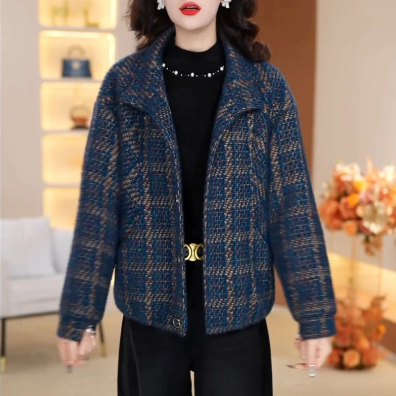 高档格纹毛呢短外套女冬季2025新款宽松加棉妈妈装百搭休闲上衣冬