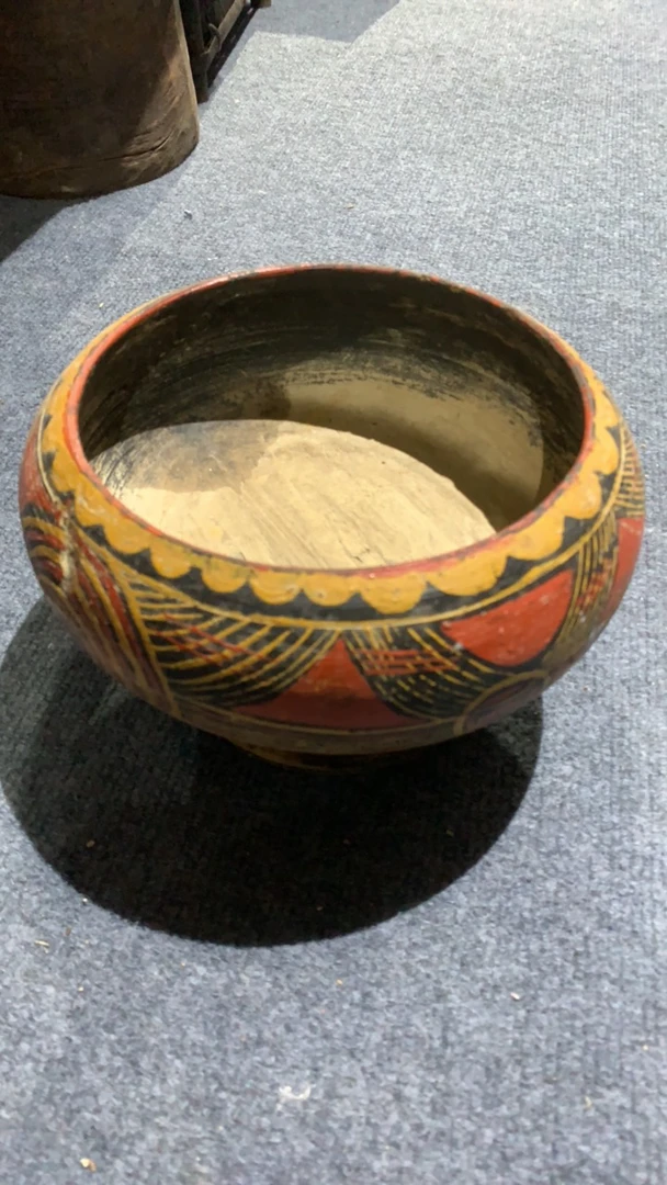 彝族三彩木婉装饰