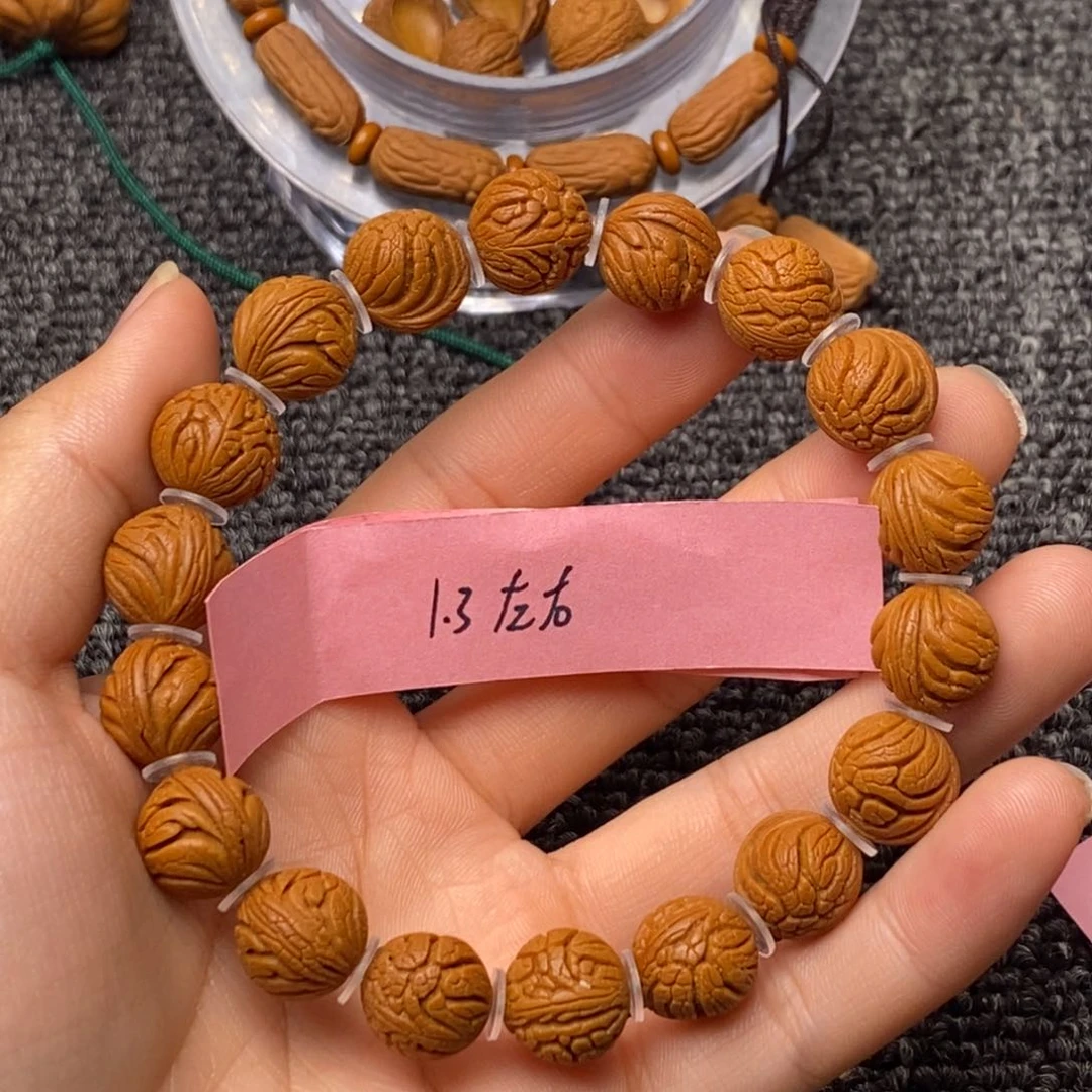 秦岭山脉龙纹桃核