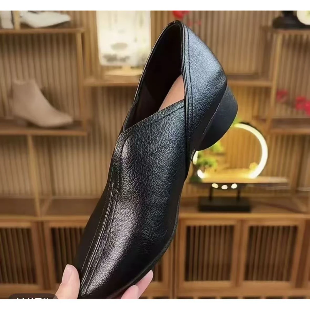 新款百搭气质中跟单鞋时尚尖头小皮鞋爆款百搭软底软皮