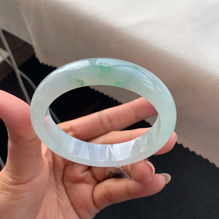 翡翠手镯未镶嵌翡翠手镯58