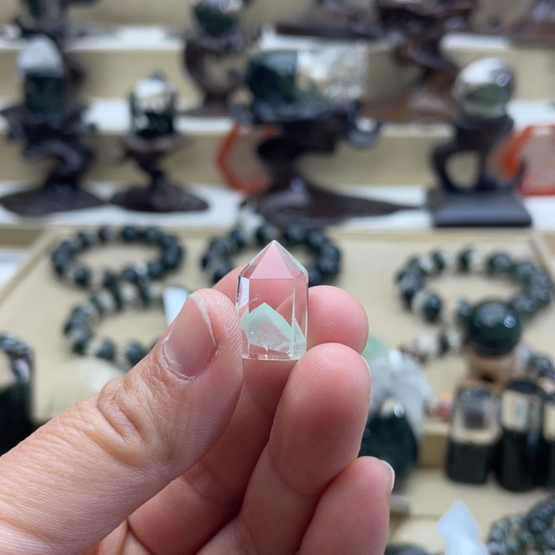 水晶颈饰未镶嵌富****?翠幽灵吊坠定制打孔不退换