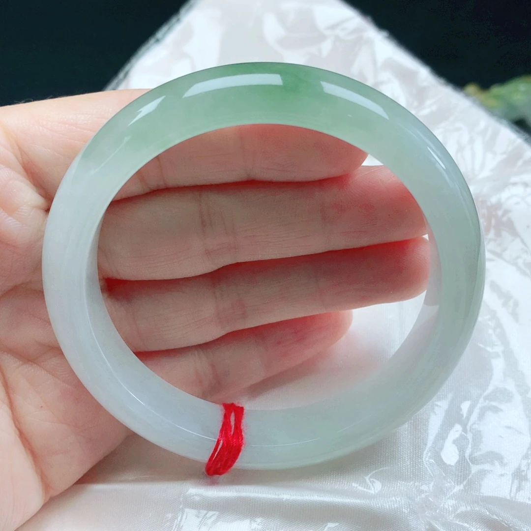 未镶嵌手镯翡翠58