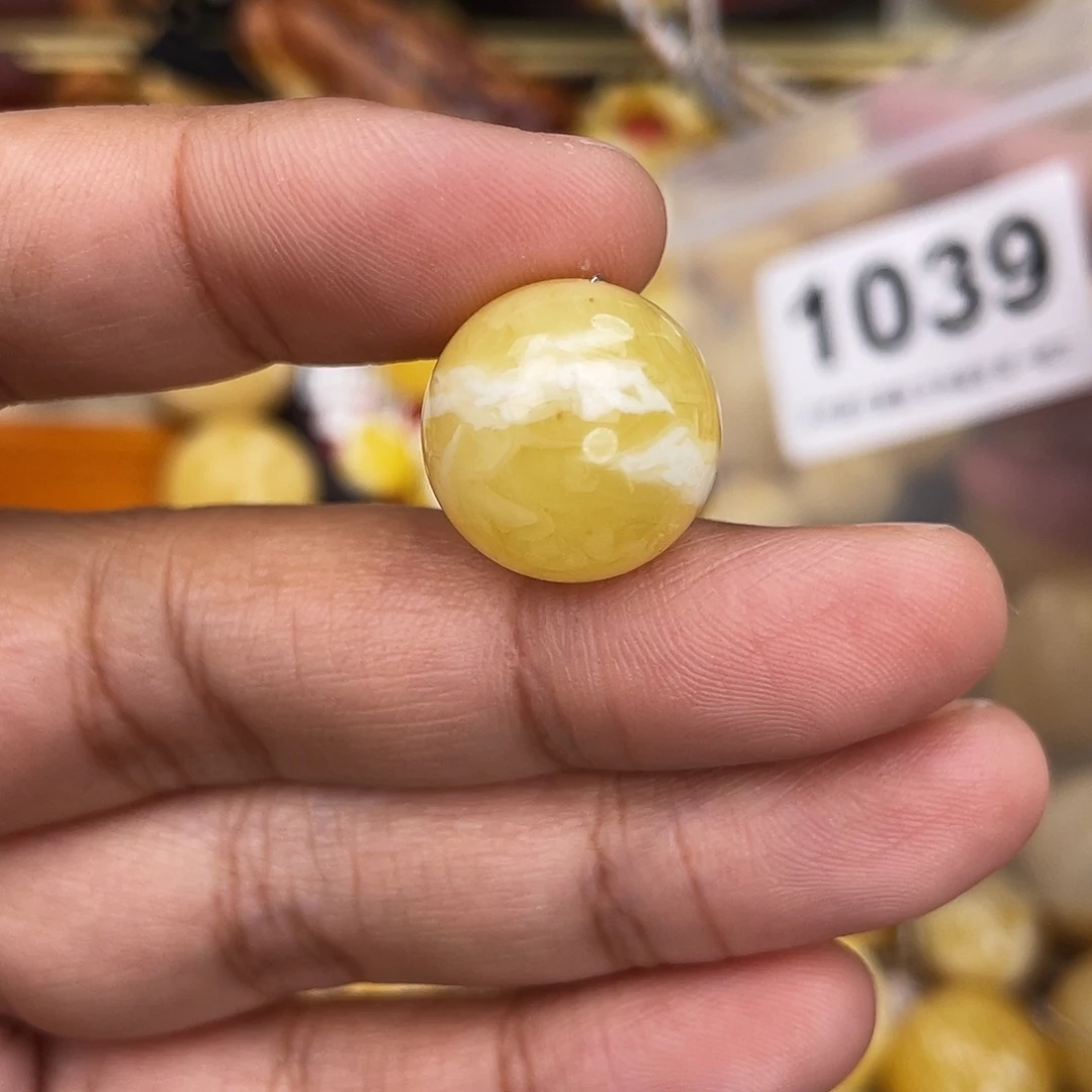 蜜蜡未镶嵌珠宝奇石粉16.7