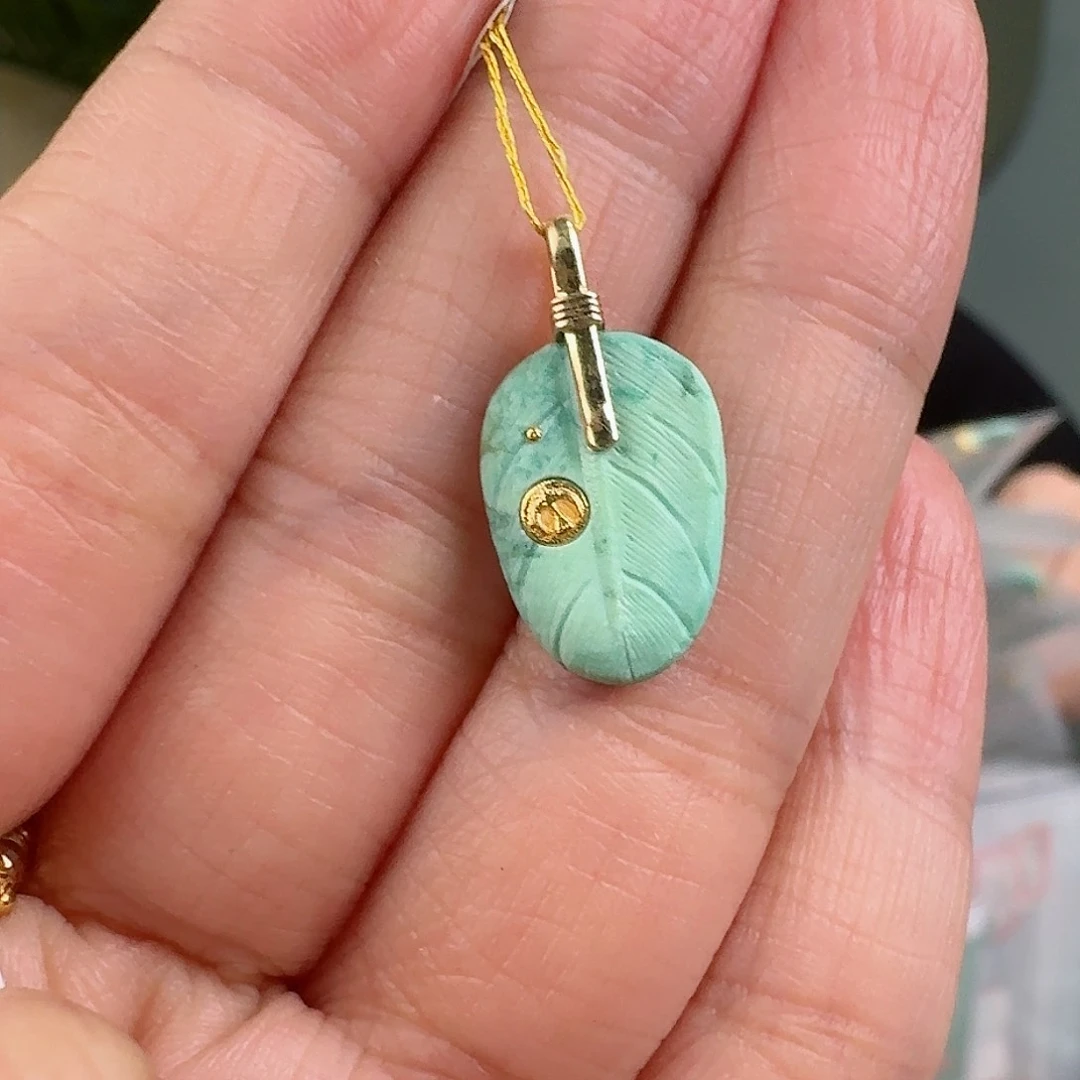 绿松石珠宝奇石18K金镶嵌