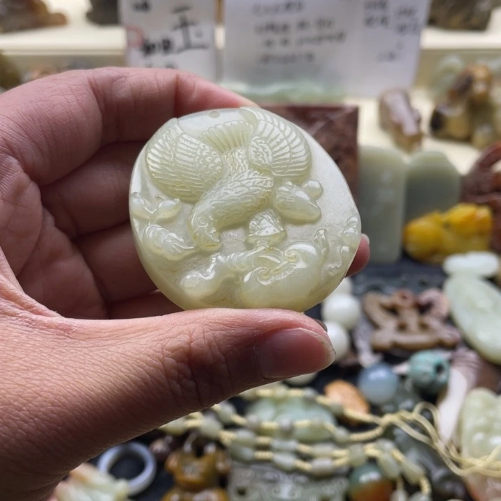 蛇纹石玉颈饰未镶嵌51