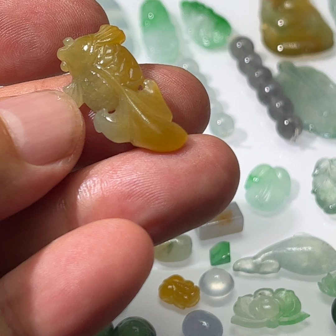 未镶嵌定制翡翠鱼