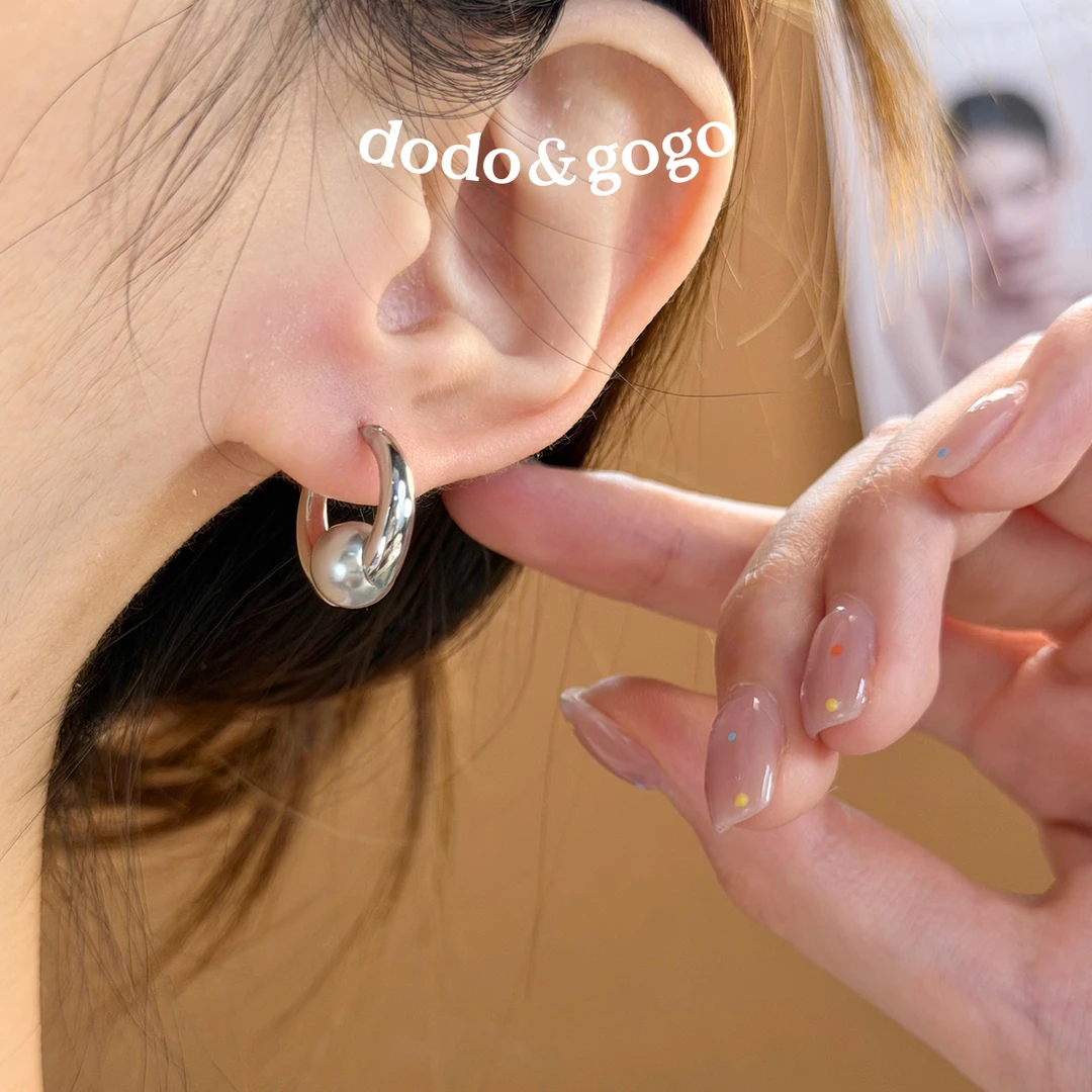 DODOGOGO 合金仿珍珠耳饰 金属灰珠耳扣气质时尚百搭简约高级耳环